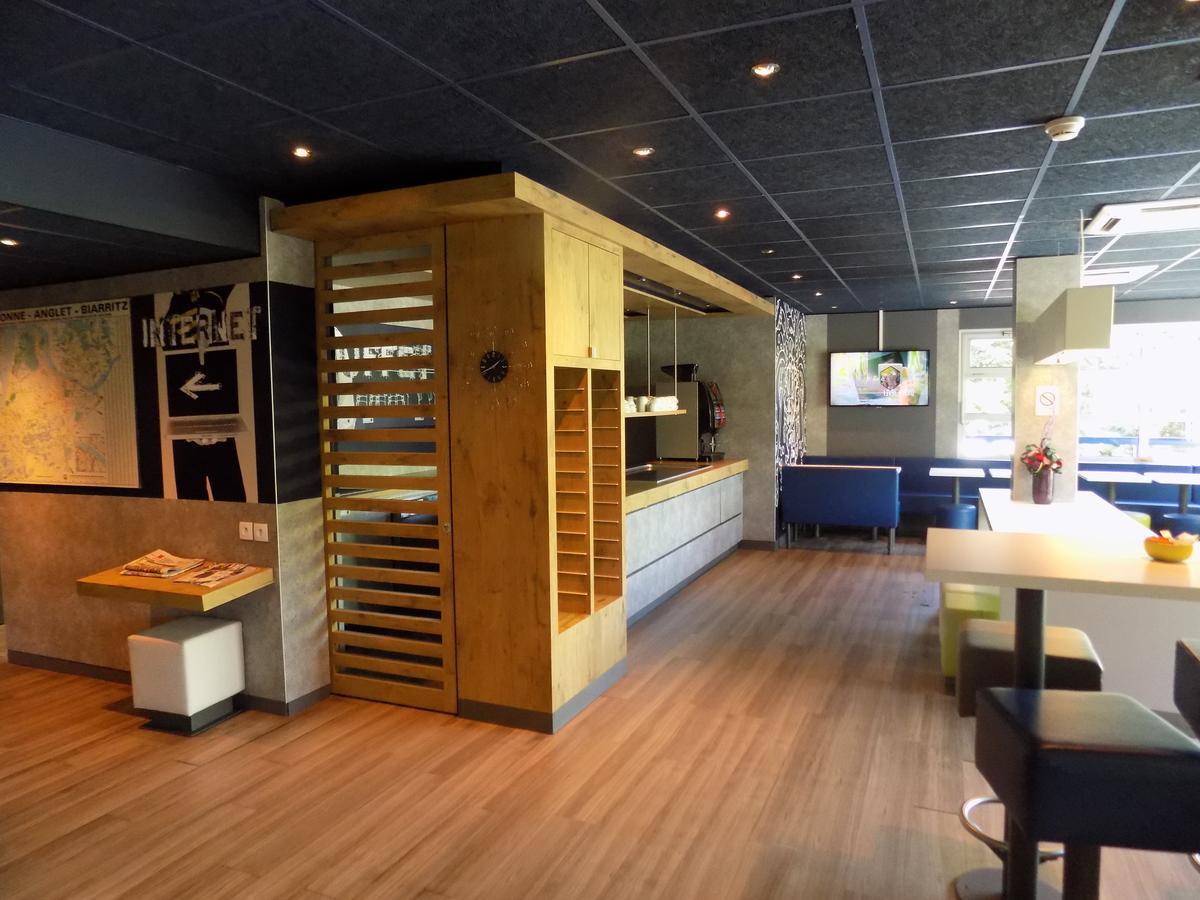 Ibis Budget Biarritz - Англе Екстериор снимка